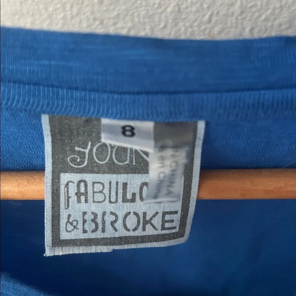 Young Fabulous & broke Blue V-Neck girls Crop Top size 8